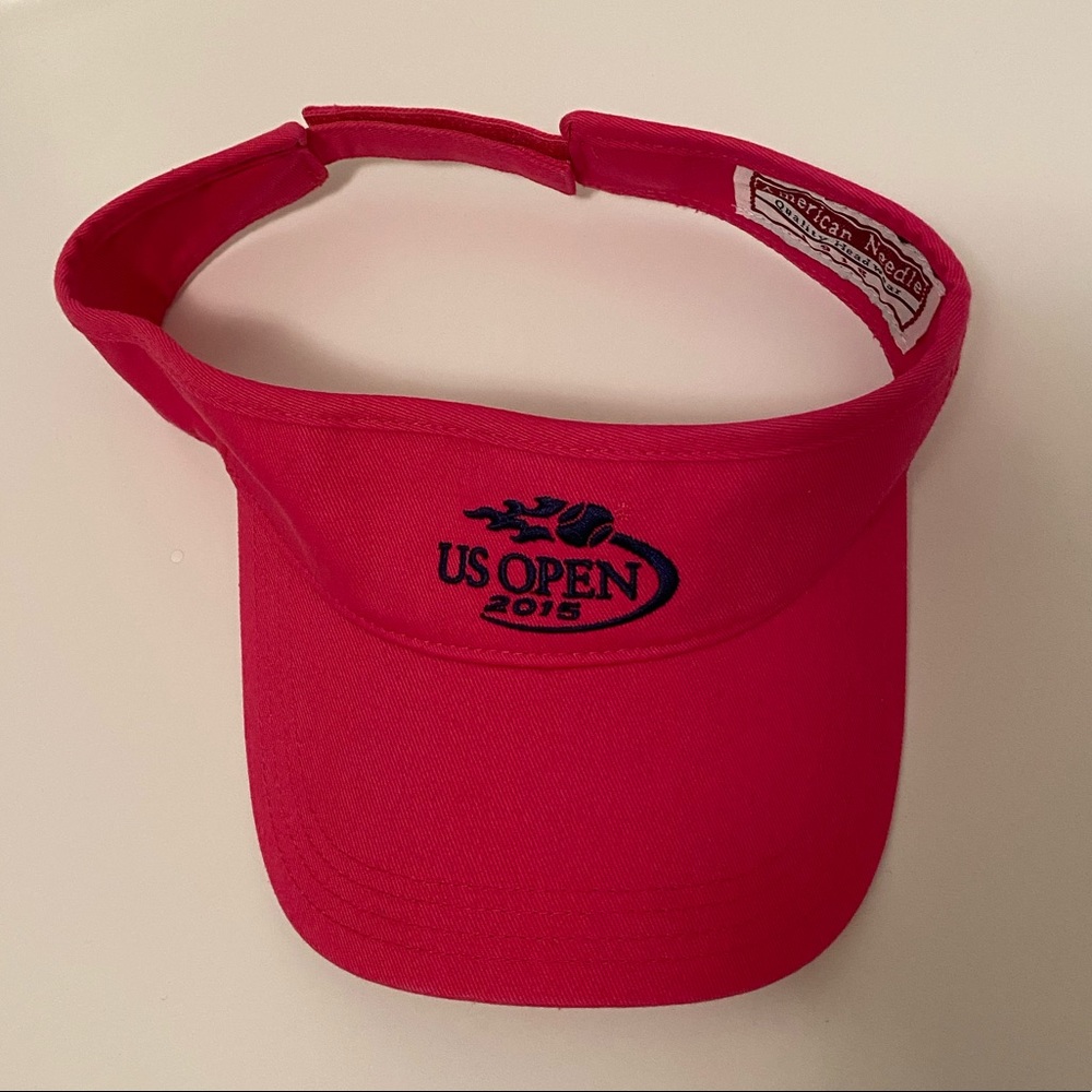 Bright pink US Open 2015 visor